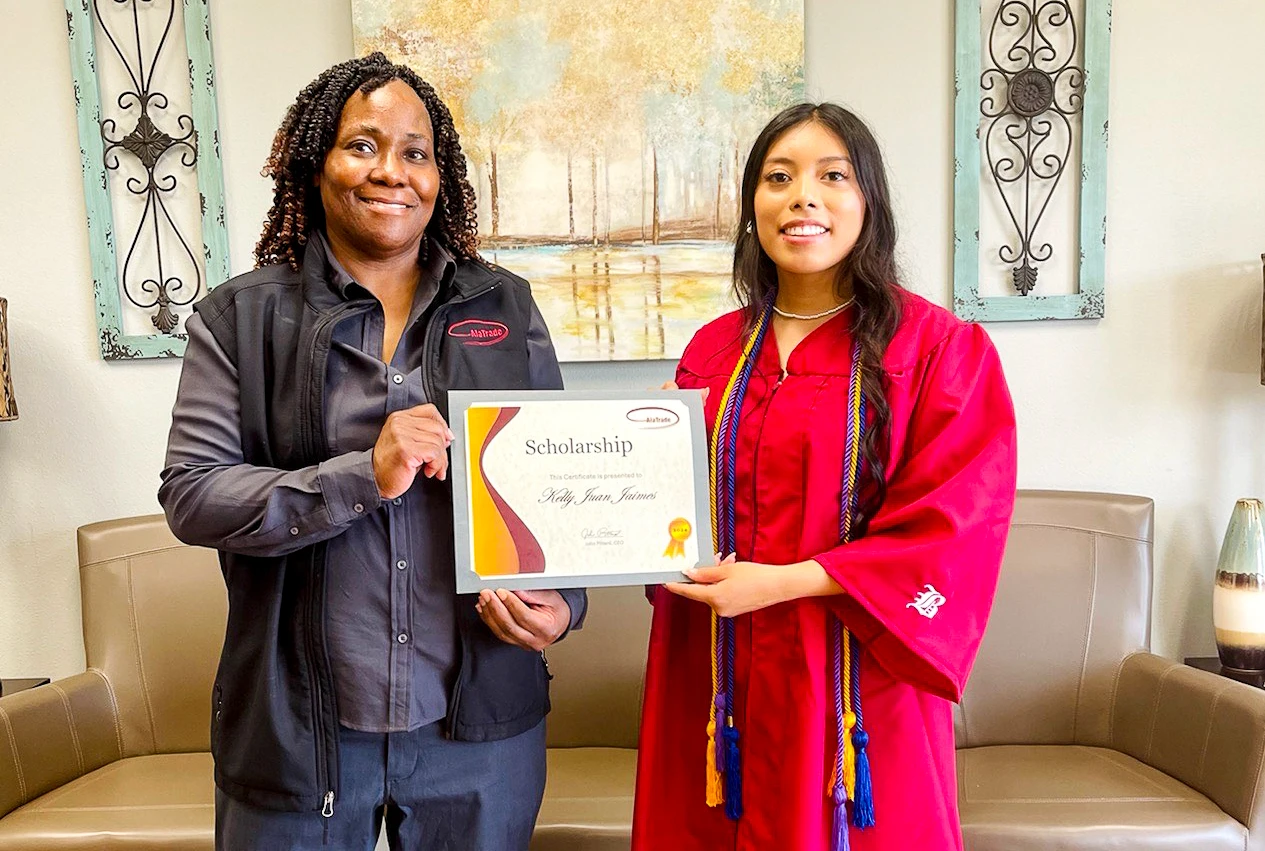 Alatrade awards scholarship to student 